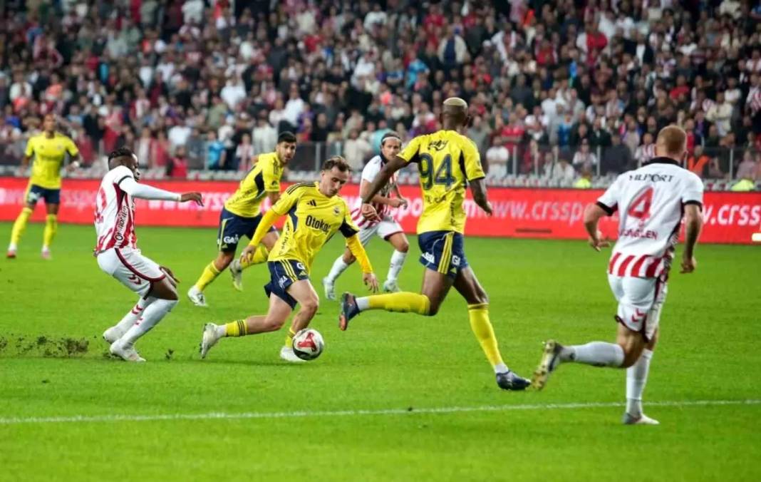 Fenerbahçe, Samsun’da duvara çarptı! Sessiz maçta zirve fırsatını kaçırdı 5